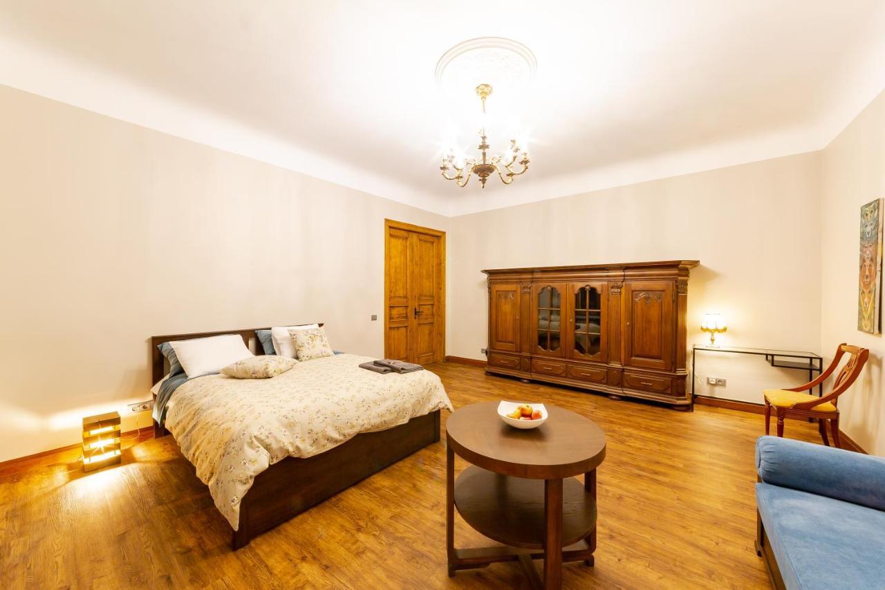 Cozy Storie'S Ap, 47Sqm, Renovated 2020, Free Parking Lejlighed Riga Eksteriør billede